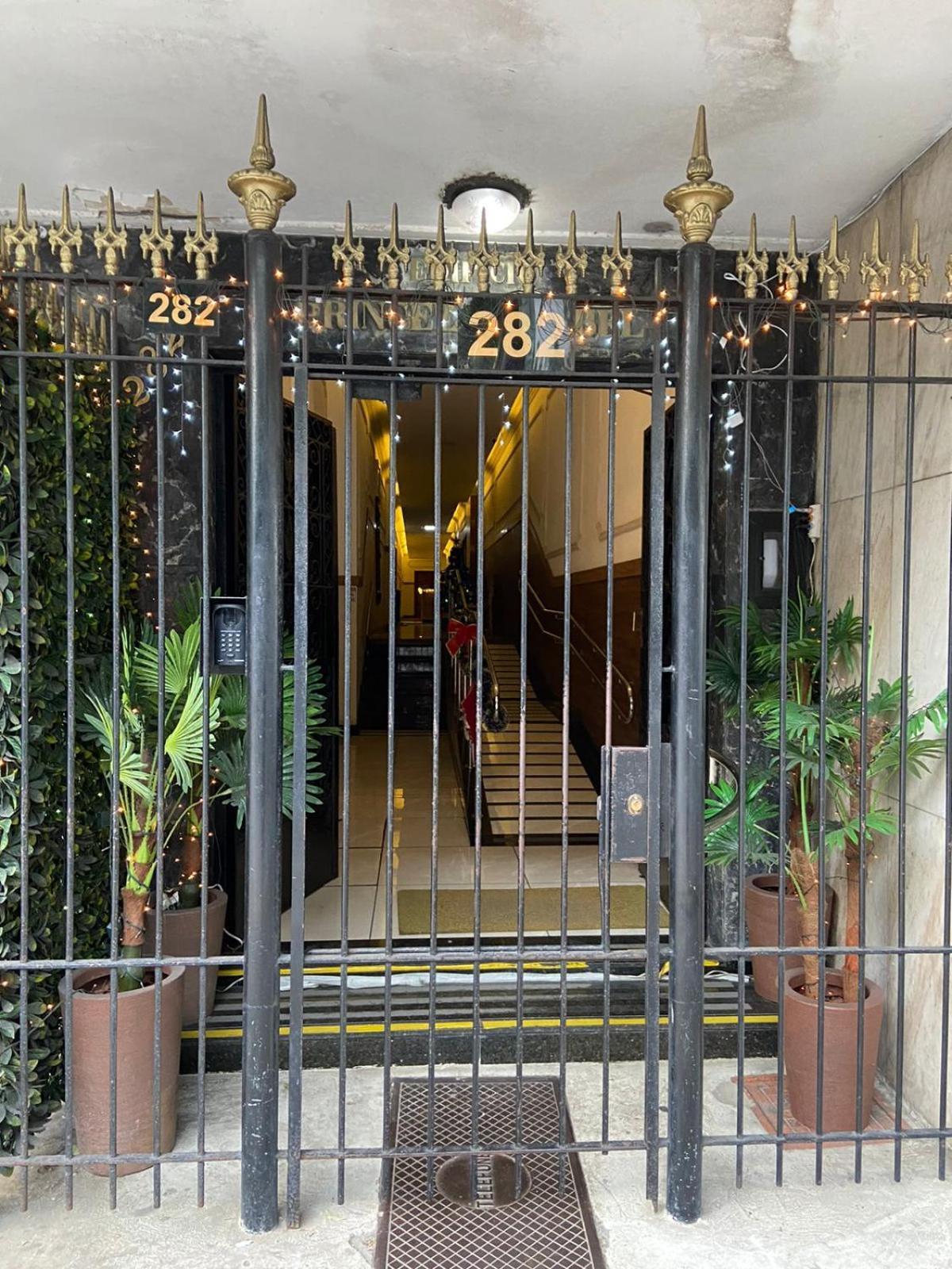Quarto Privativo Leme De Noronha - 2Min Da Praia - Rio de Janeiro — Photos 1